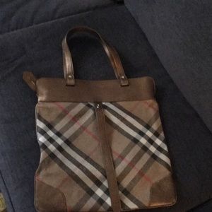 Burberry tote